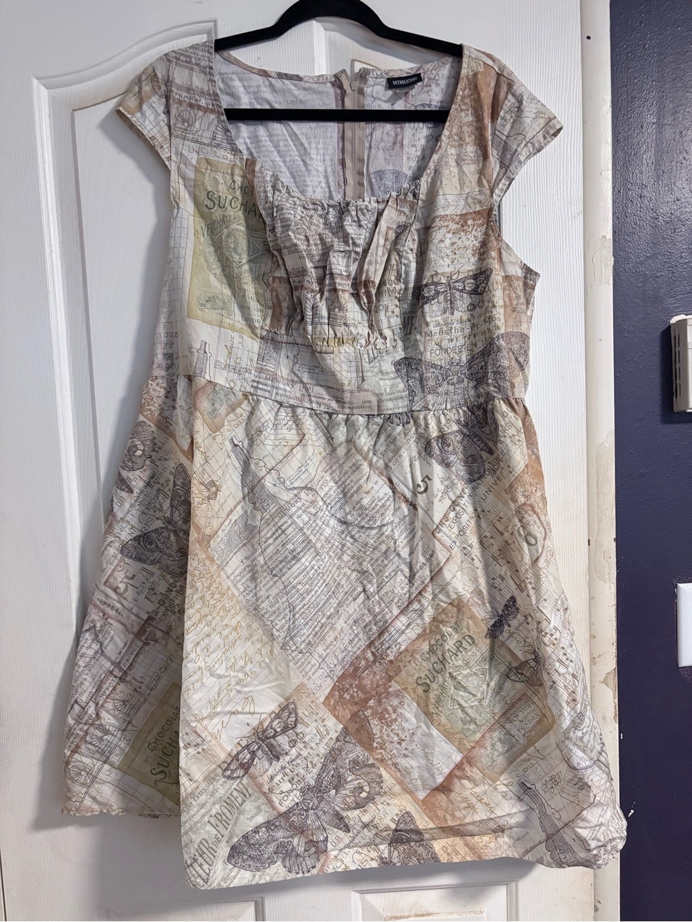 Retrolicious Map & Butterfly Cap Sleeve Mini Dress in Beige and Taupe